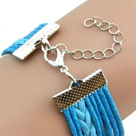 Love & Friendship Are Forever Bracelet - Picture 4 of 4